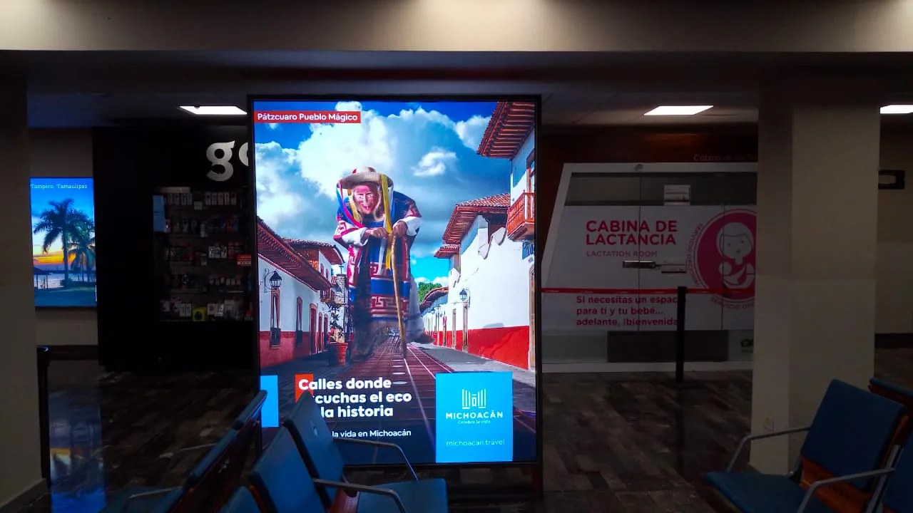 aeropuerto michoacan publicidad