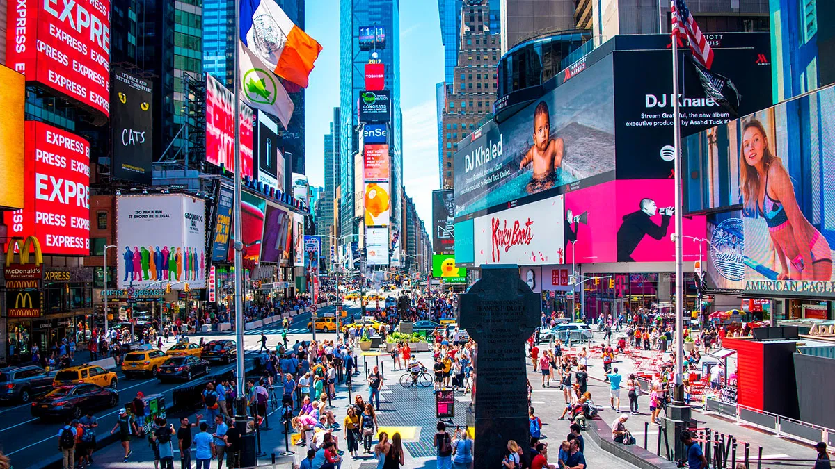 times-square-publicidad-costo.webp