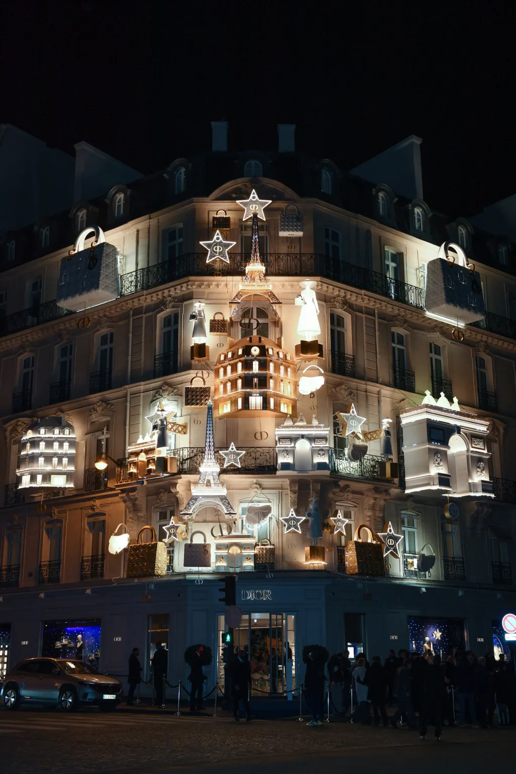 dior-holiday-windows