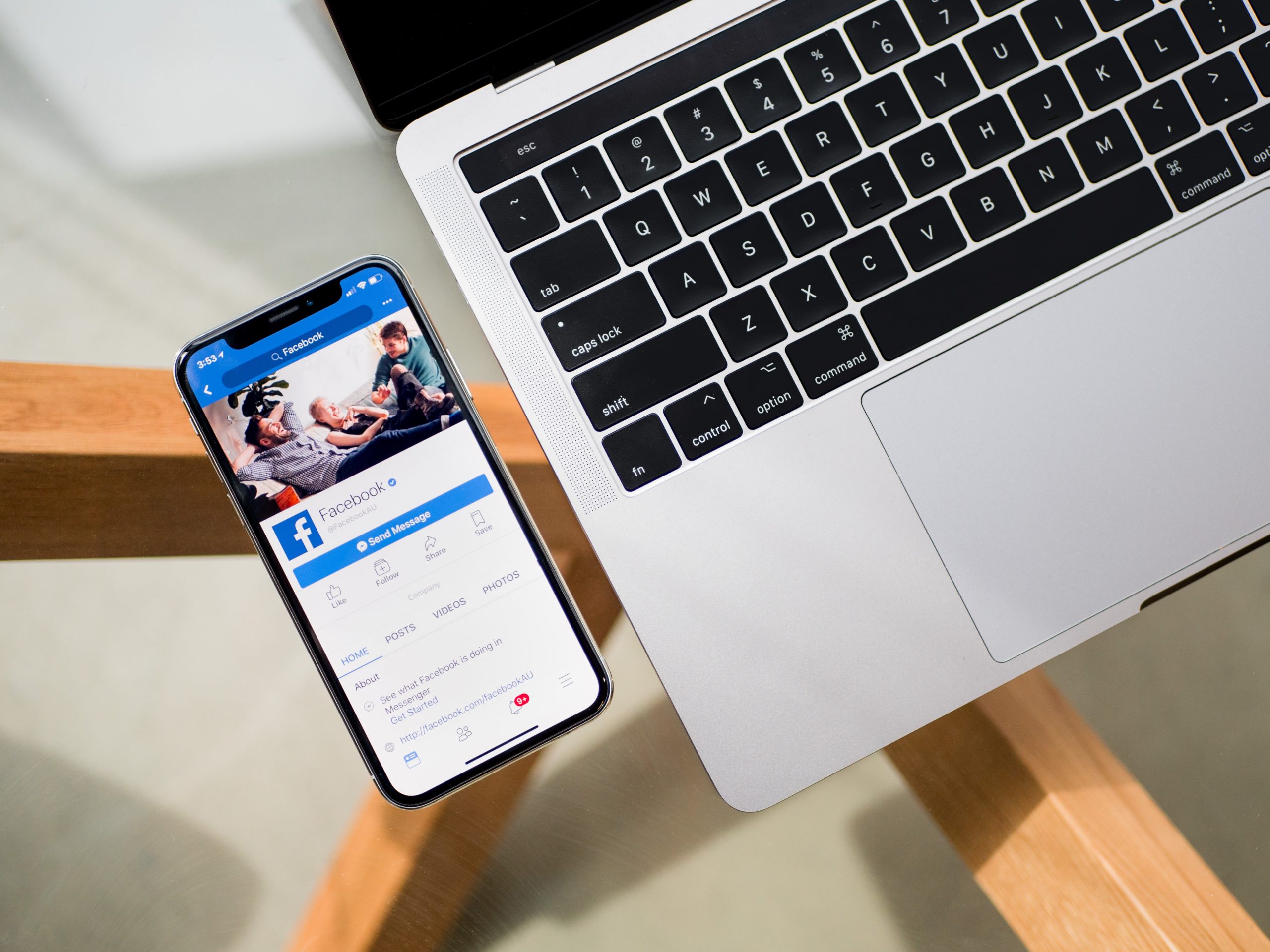 Facebook, publicidad