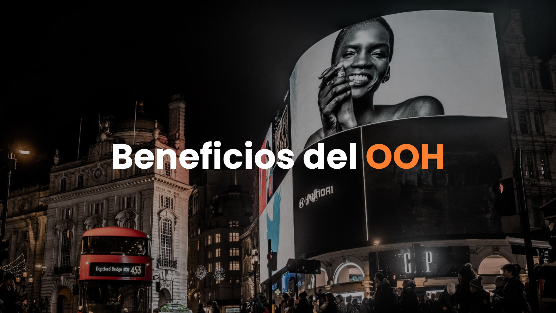 publicidad ooh, marcas emergentes, grandes empresas, alcance masivo, visibilidad, impacto visual, estrategia integrada, segmentación geográfica, reconocimiento de marca, publicidad exterior, memoria del consumidor, campañas publicitarias
